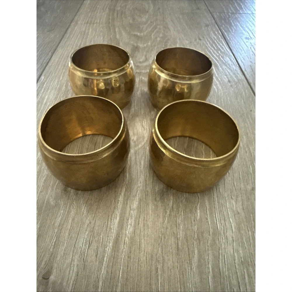 Hammered Brass Napkin‎ Ring Holders Vintage Set of 4 Gold Tone
